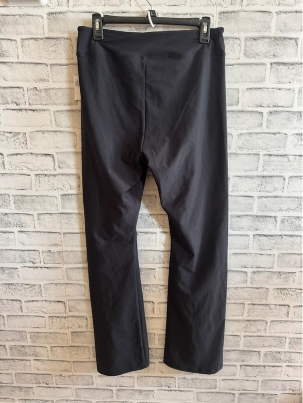 NWT! Women’s Old Navy black extra high rise black leggings Large - Picture 2 of 5